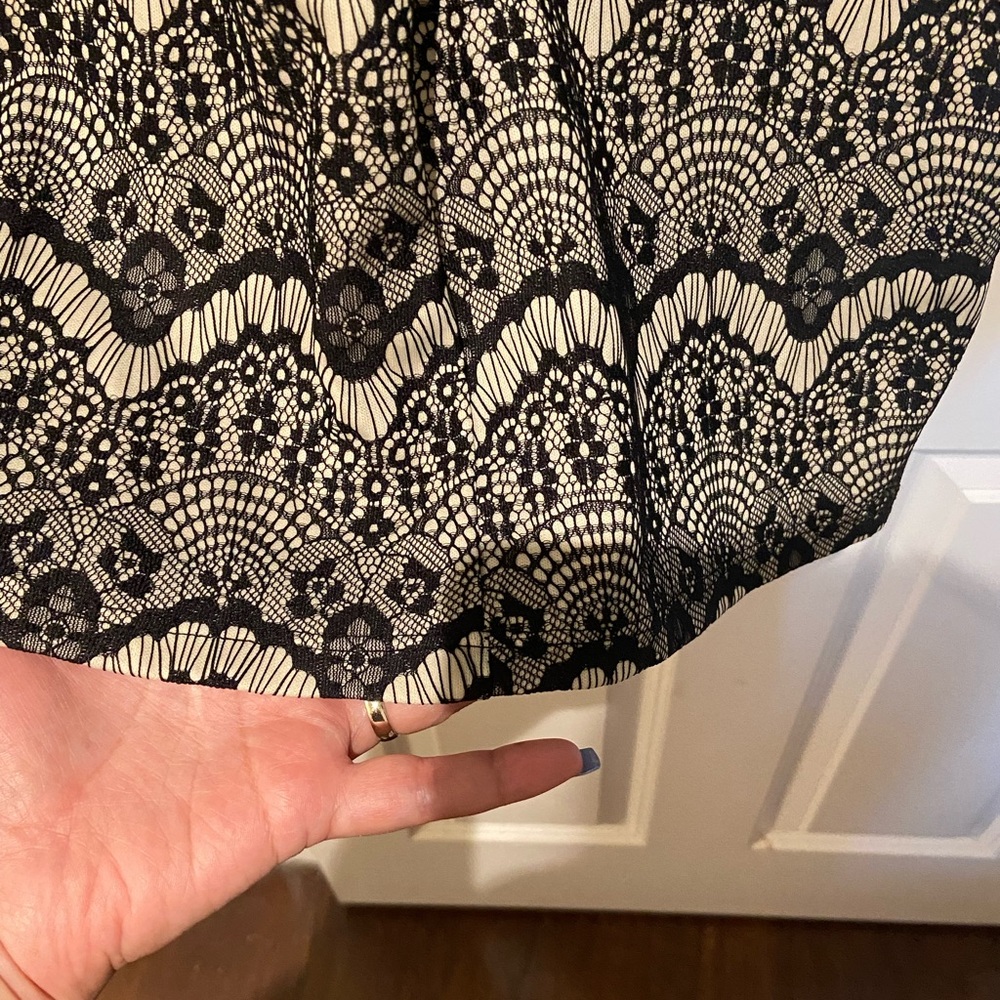 Size medium - Picture 5 of 5